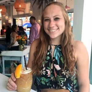 Meet your Posher, Hannah